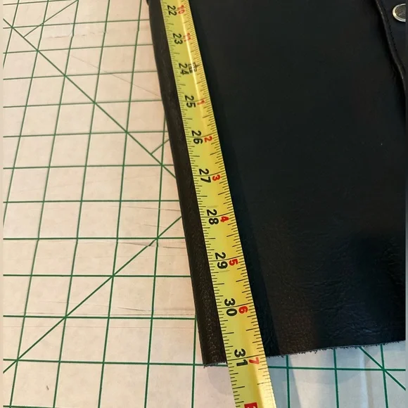 Harley Davidson women’s black leather chaps excellent condition buckle lace up - Picture 10 of 16